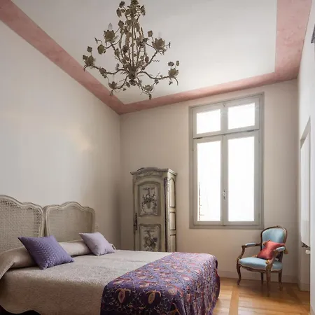 Palazzo Benassi Nobile Dimora Nel Cuore Di Apartamento