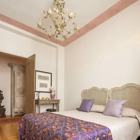 Palazzo Benassi Nobile Dimora Nel Cuore Di Apartamento