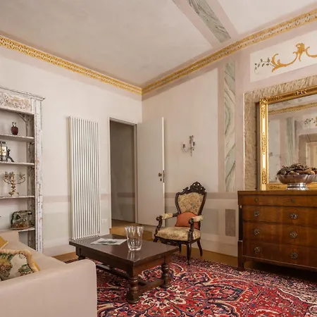 Palazzo Benassi Nobile Dimora Nel Cuore Di *