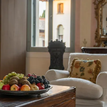 Palazzo Benassi Nobile Dimora Nel Cuore Di Asolo
